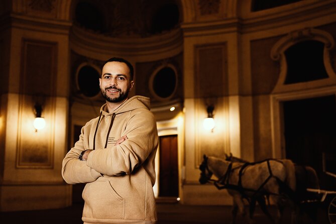 1.5 Hour Cinematic Style Portrait Photoshoot and Tour in Vienna - Timing, comfort, and practical planning