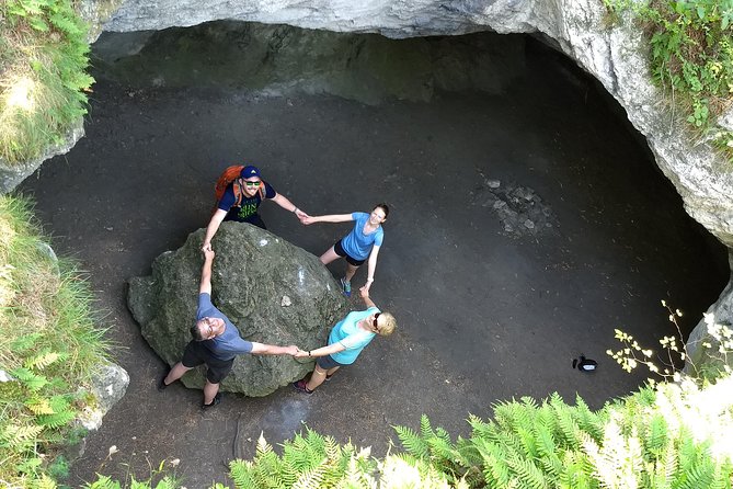 2-Hour Private Hiking Tour Helenental Castles Hike from Vienna - Price and value for a small private group
