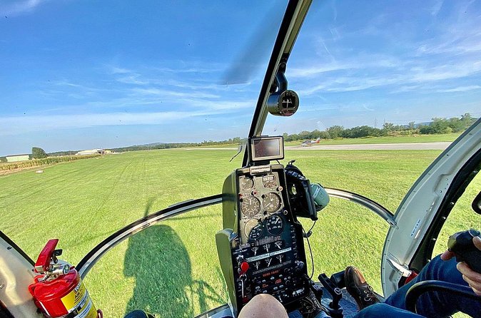 20 Minutes Helicopter Tour for 2 - The Danube castle ruin from above