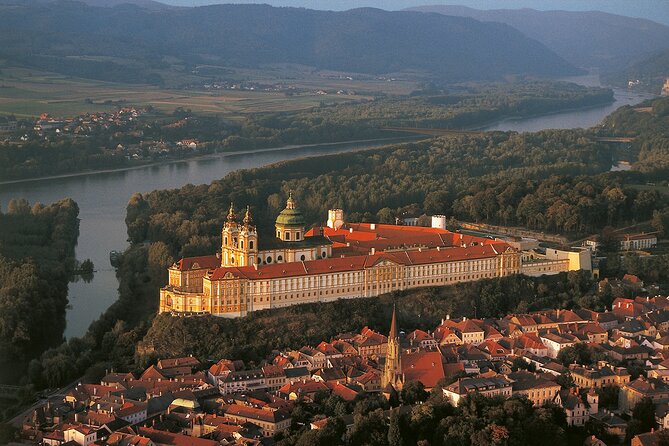 3 Castles & Wine Private Tour in Wachau Valley (incl. Melk Abbey) - Why this private Wachau tour works