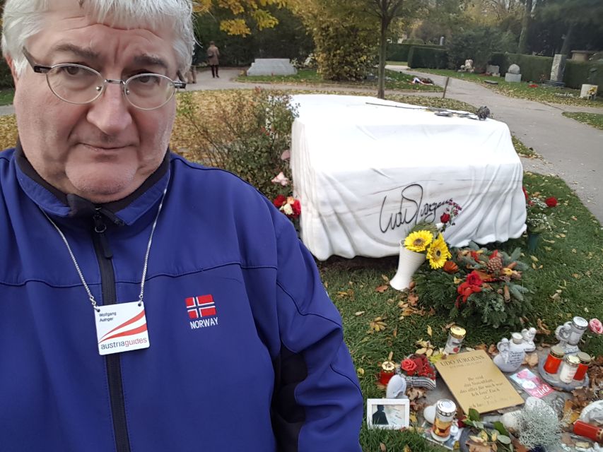 3-Hour Walking Tour of Vienna Central Cemetery - A three-hour walk through a city of the dead