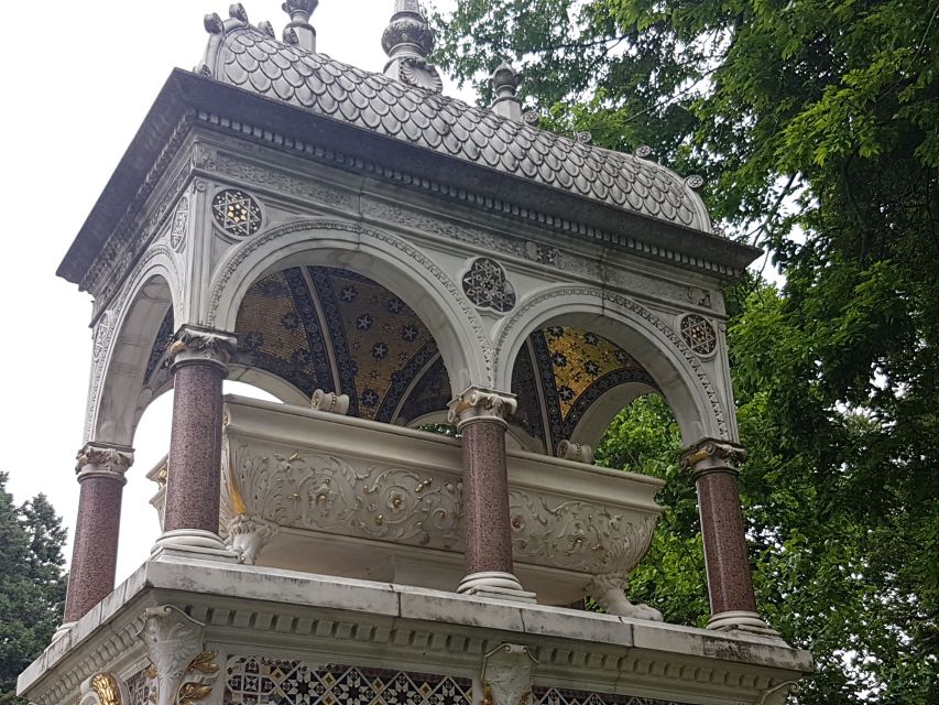3-Hour Walking Tour of Vienna Central Cemetery - Famous graves and the stories behind them