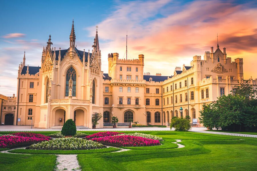 4 castles private day trip from Vienna to South Moravia - Mikulov, a castle town with wine-country character