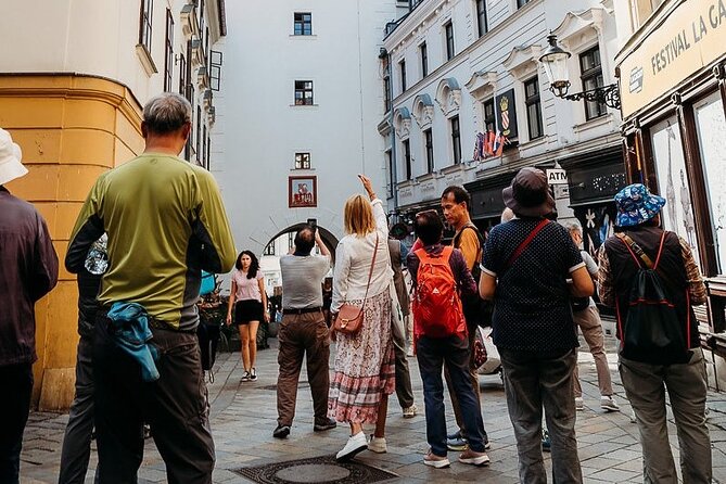Beer Lovers’ Day Trip: Vienna to Bratislava - Getting from Vienna Hauptbahnhof to Bratislava