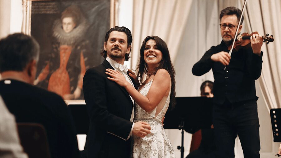 Best of Mozart & Strauss - FAQ