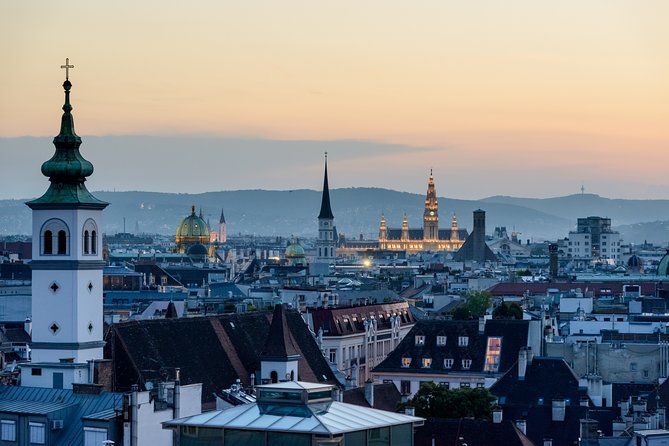 Budapest to Vienna - Private Transfer with 2 hours of Sightseeing - Esztergom Basilica for architecture and a river stop