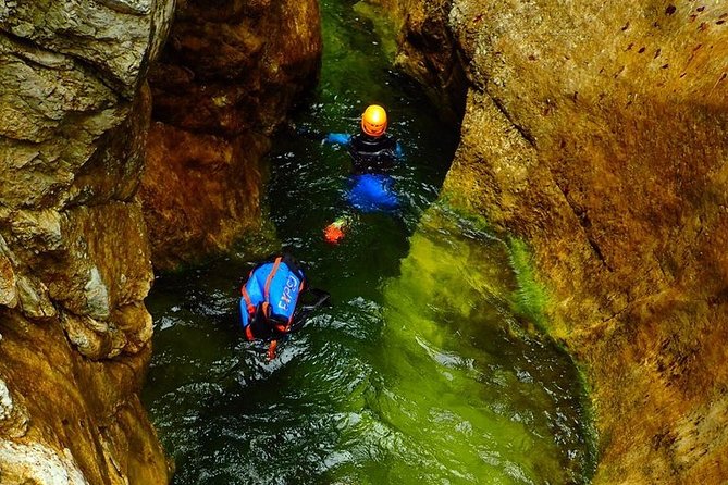 Canyoning in the Strubklamm with a state-certified guide - Long swims beneath towering stone