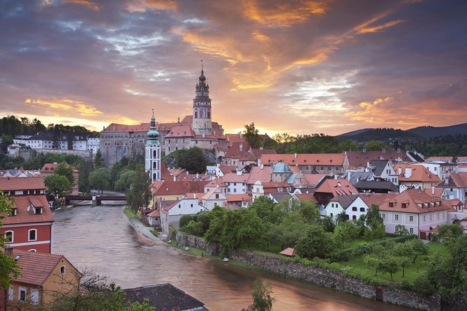 Cesky Krumlov Small-Group Day Trip from Vienna - Key points at a glance
