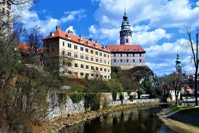 Cesky Krumlov Small-Group Day Trip from Vienna - What the small group changes