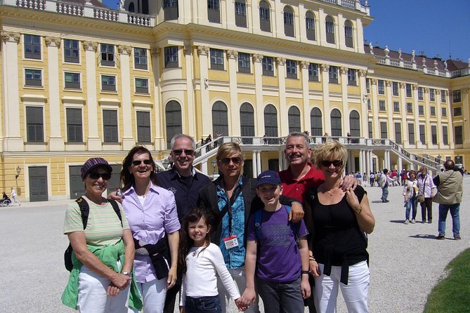 Classic Private City Tour Vienna - Heroes’ Square and the Hofburg Palace