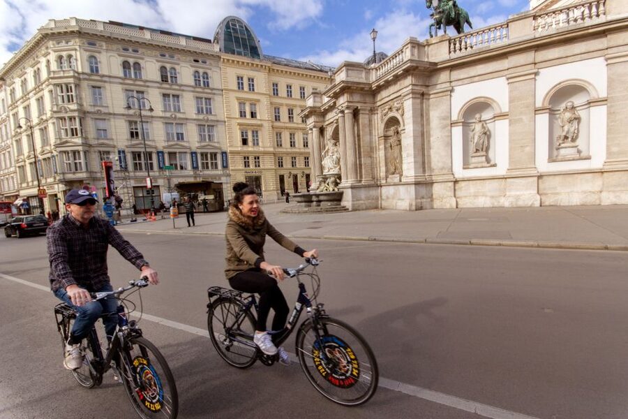 Classic Vienna: 3-Hour Guided Bike Tour - Key points to know before you pedal away