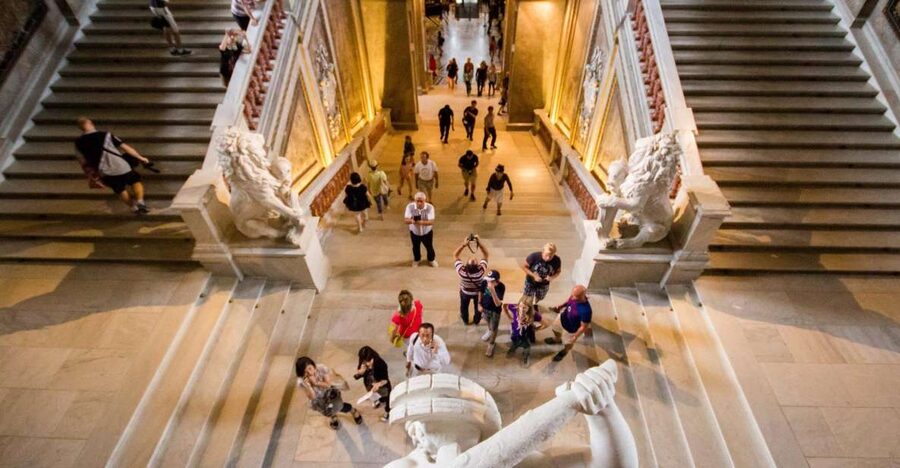 Combo Ticket: Kunsthistorisches Museum & Imperial Treasury - Start at Maria-Theresien-Platz