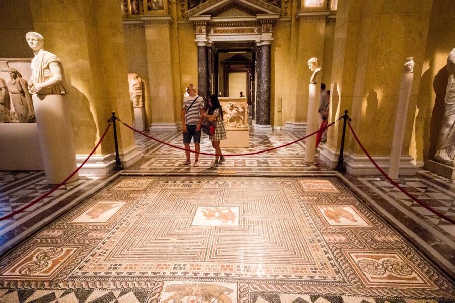 Combo Ticket: Kunsthistorisches Museum & Imperial Treasury - Is $37 Good Value?