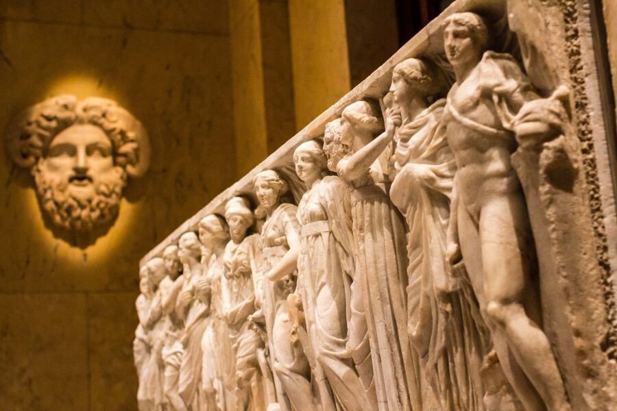 Combo Ticket: Kunsthistorisches Museum & Imperial Treasury - Who Will Enjoy This Combo Most?