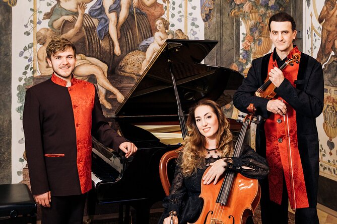 Concerts at Mozarthouse Vienna - Chamber Music concerts. - The break, coat check, and program