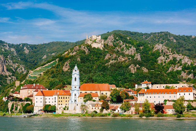 Danube Valley Day Trip from Vienna - Dürnstein and the first look at the Danube
