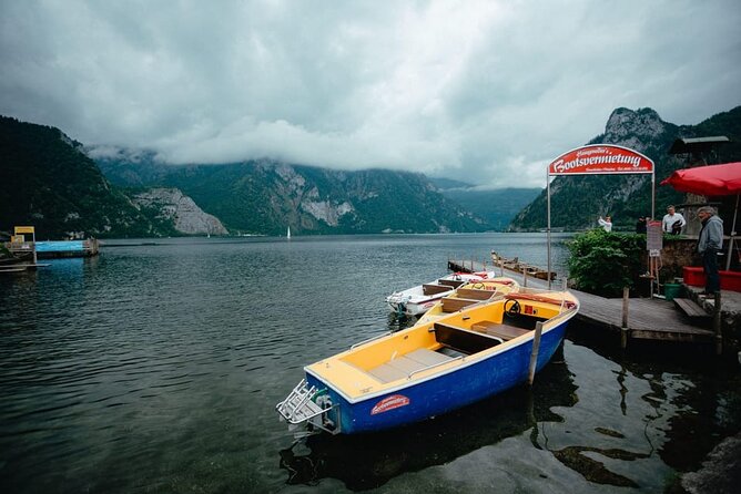 Day Tour from Vienna to Hallstatt and Salzburg with Photographer - Who should book this day trip?