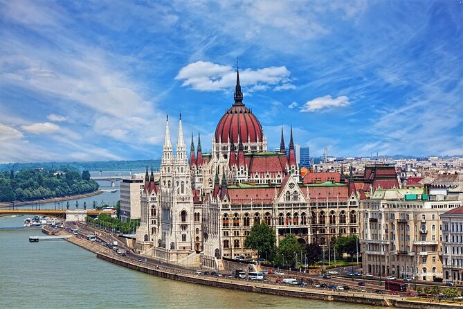 DayTrip to Budapest and Bratislava, two capitals - Five things to know before booking