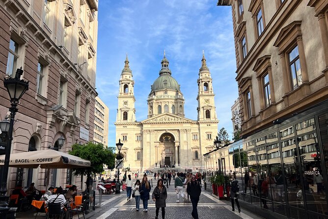 DayTrip to Budapest and Bratislava, two capitals - St. Stephen’s Basilica and three hours of freedom