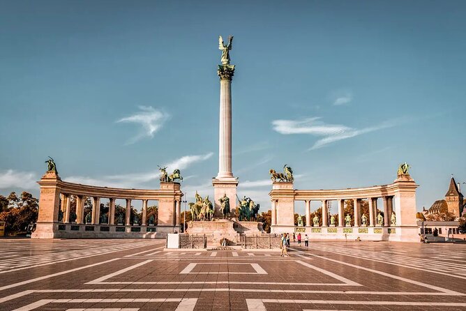 DayTrip to Budapest and Bratislava, two capitals - Bratislava Old Town: a compact first lesson