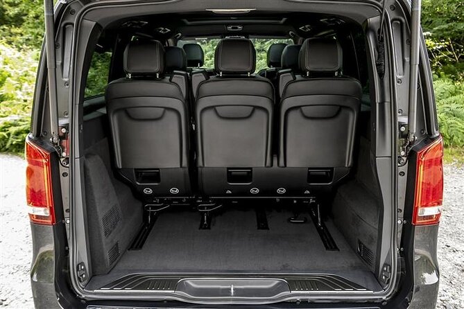 Departure by Private Minivan from Vienna to Vienna Airport VIE - Booking Details That Matter