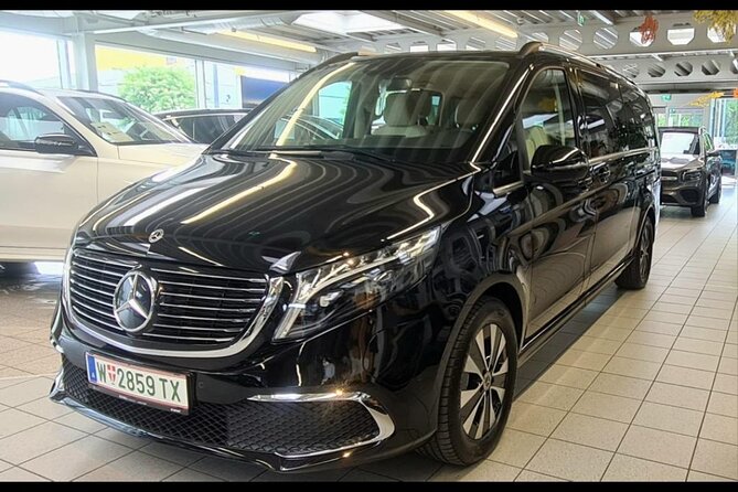 Exclusive green transfer - Hotel pickup for the return to the airport