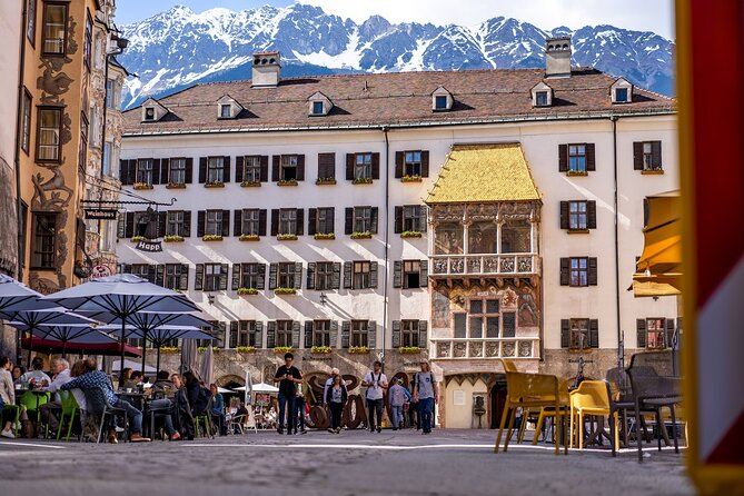 Explore Innsbruck in 60 minutes with a Local - Dom St. Jakob and its Baroque interior