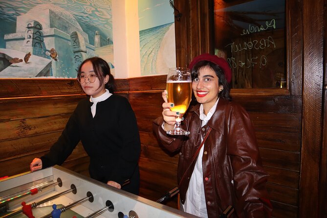 Friday Night Pub Crawl for Professionals in Vienna, Austria - Timing, meeting point, and group size
