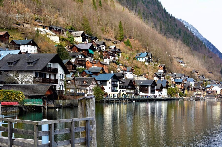 From Salzburg: Hallstatt, St.Gilgen & St. Wolfgang Day Trip - Why this route works from Salzburg
