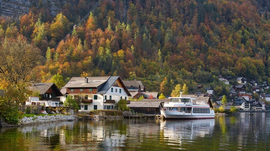 From Salzburg: Hallstatt, St.Gilgen & St. Wolfgang Day Trip - Transport, timing, and the private advantage