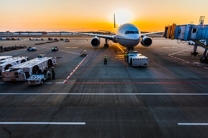 From Salzburg to Munich Airport- Private Transfer - punctual & friendly Driver - Who should book this Salzburg airport transfer?