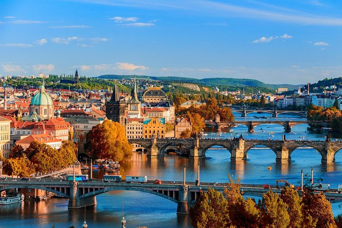 From Salzburg to Prague, Private Transfer with 2h of Sightseeing - Key points to know before booking