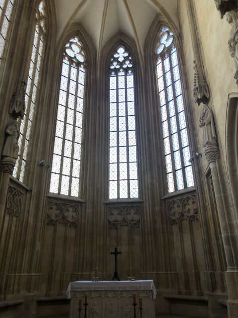 From Vienna: Bratislava City Tour with Food Options - Guides who make the difference