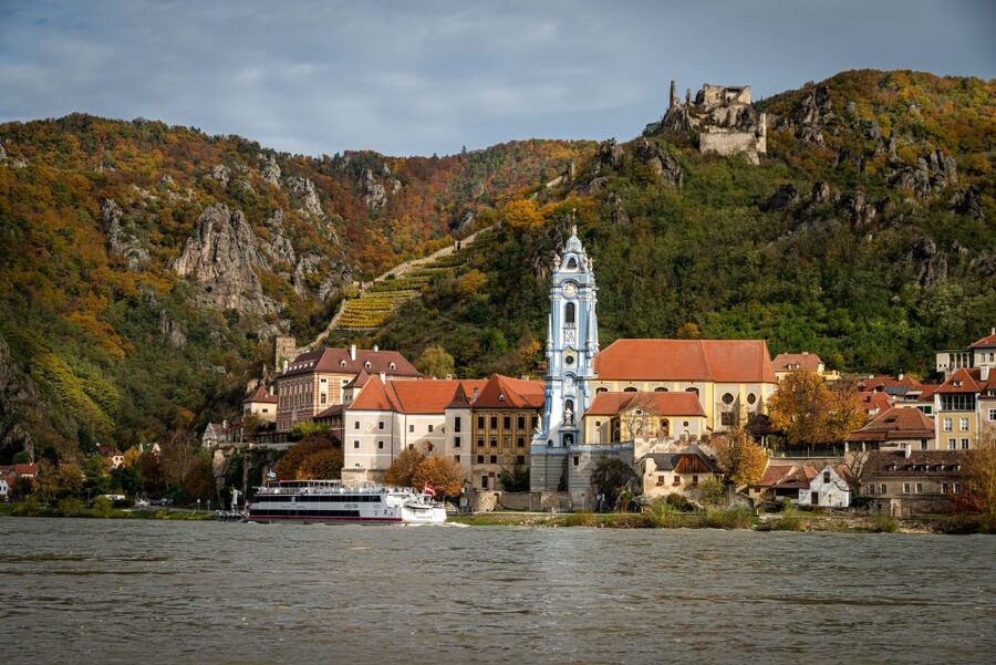 From Vienna: Dürnstein and Wachau Cruise - Arriving in Dürnstein for two hours