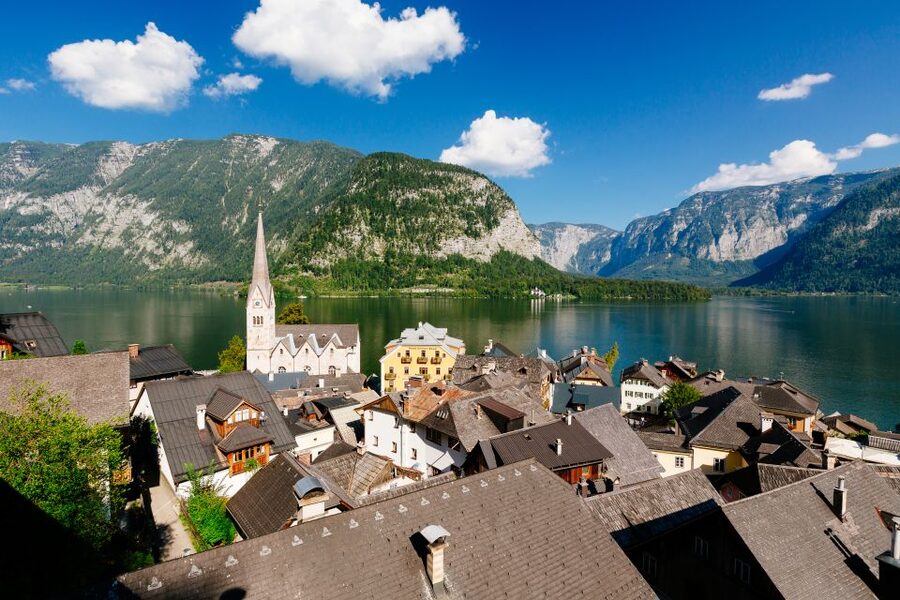 From Vienna: Full Day Trip to Hallstatt and Salzkammergut - Why Hallstatt makes sense as a day trip from Vienna