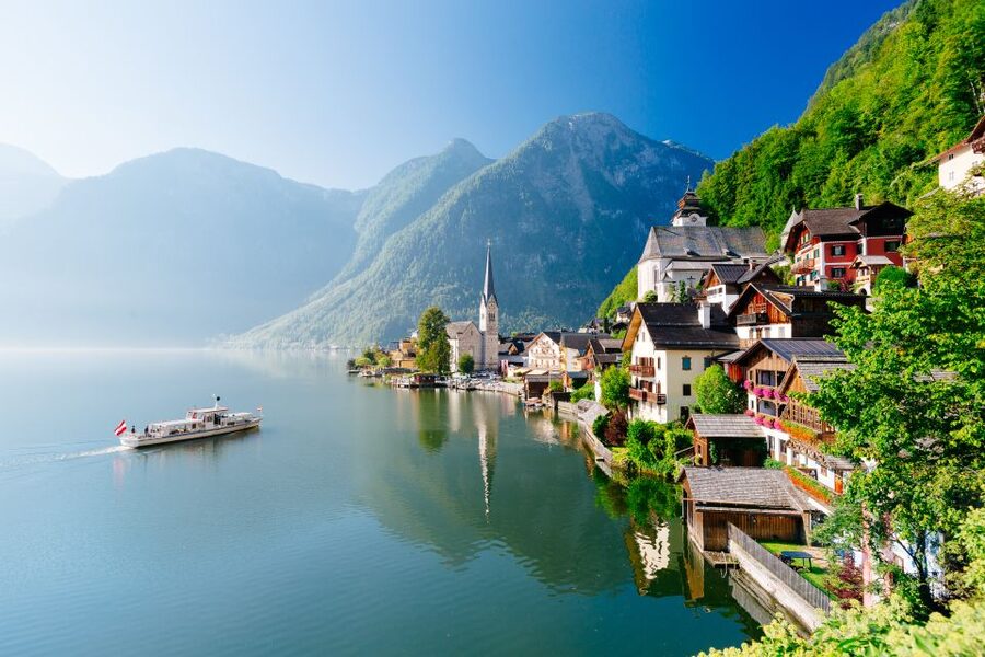 From Vienna: Full Day Trip to Hallstatt and Salzkammergut - The long coach ride through Austria