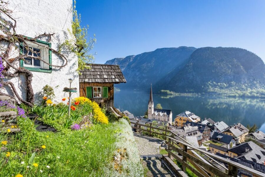 From Vienna: Hallstatt Guided Day Tour - Arriving in Hallstatt