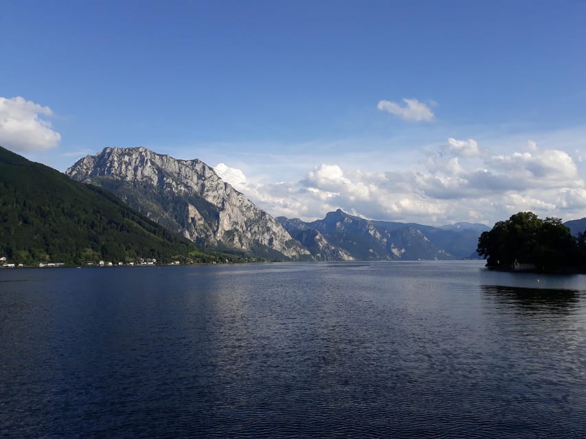 From Vienna: Hallstatt, Mountains & Alpine Lakes Day Trip - The practical packing list