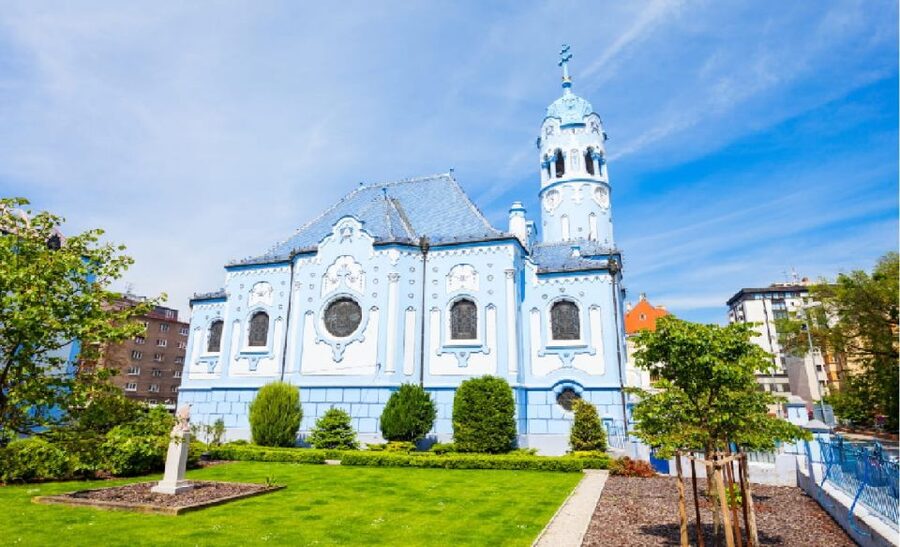 From Vienna: Private Day Tour of Devin Castle & Bratislava - Why this Vienna day trip works