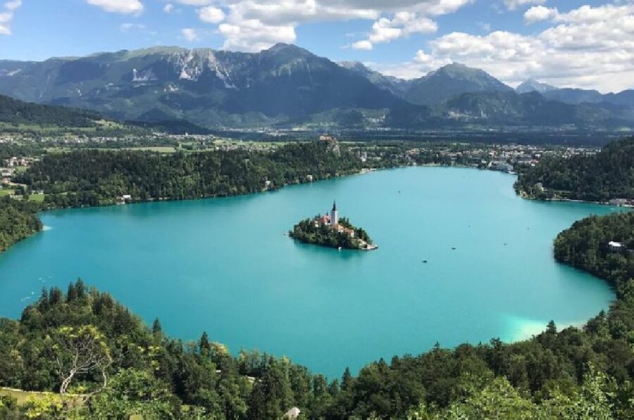 From Vienna: Private Day Tour of Ljubljana and Lake Bled - Prešeren Square and the Triple Bridge