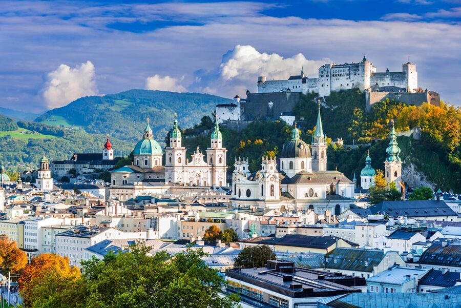 From Vienna: private day trip to Hallstatt and Salzburg - Key points at a glance