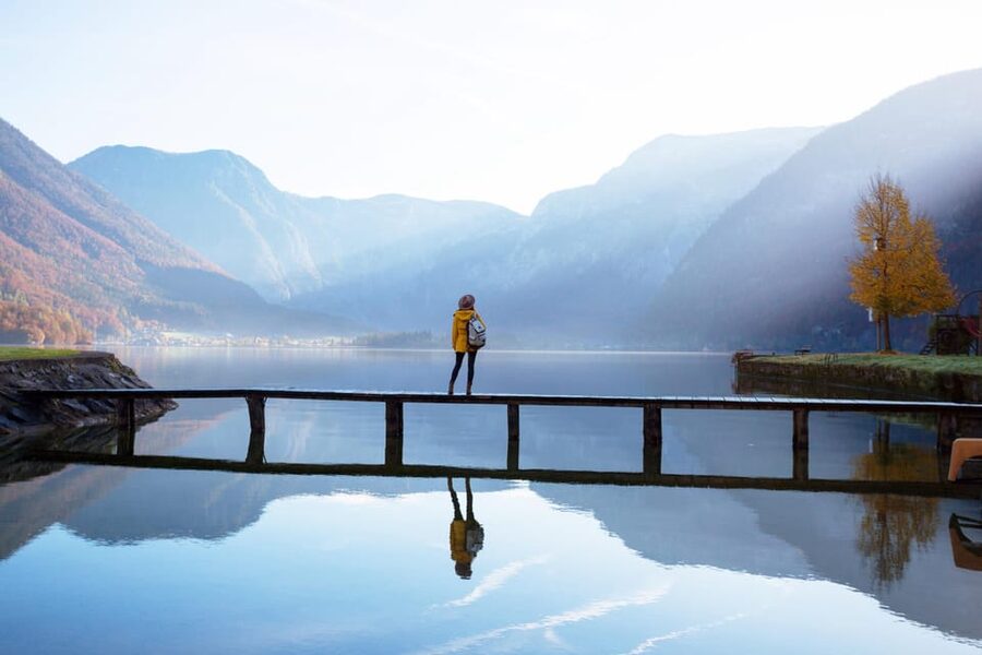 From Vienna: private day trip to Hallstatt and Salzburg - Who should book this experience