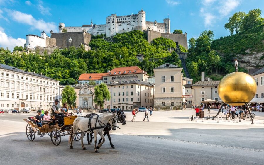 From Vienna: Salzburg and Alpine Lakes Full-Day Trip - Salzburg begins at Mirabell Gardens