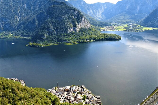 Full-Day Minivan Tour From Salzburg to Hallstatt with 5 Fingers,Lakes&Mountains - The 5 Fingers hike at 2,100 meters
