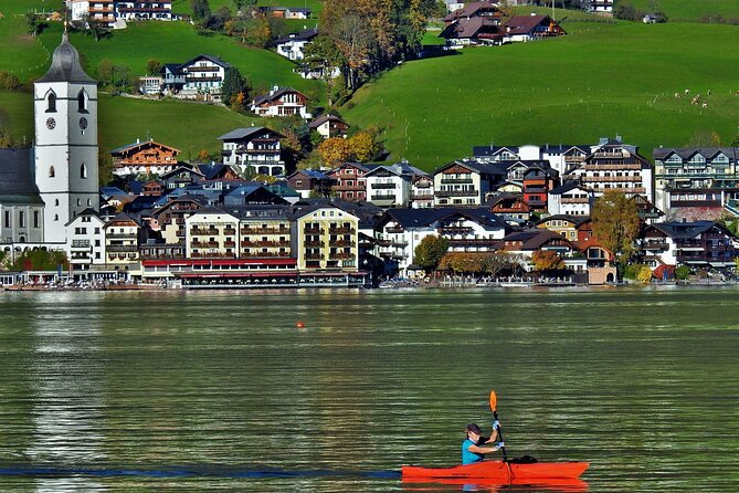 Full-Day Minivan Tour From Salzburg to Hallstatt with 5 Fingers,Lakes&Mountains - Hallstatt with two hours in the famous village