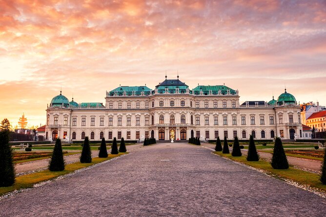 Full-Day Private Trip from Prague to Vienna - The real shape of the 12-hour day