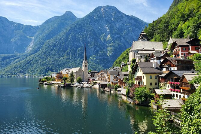 Full Day Tour from Vienna to Wachau, Melk, Hallstatt and Salzburg - The essential points at a glance