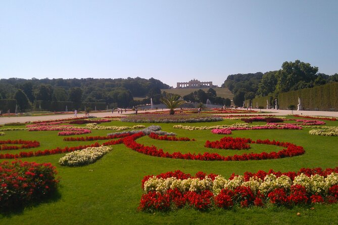 Full-Day Vienna Private Tour from Prague - St. Stephen’s Cathedral and Vienna’s central streets