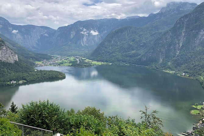 Fully private - SALZBURG, HALLSTATT & MELK ABBEY! - A private vehicle changes the value calculation