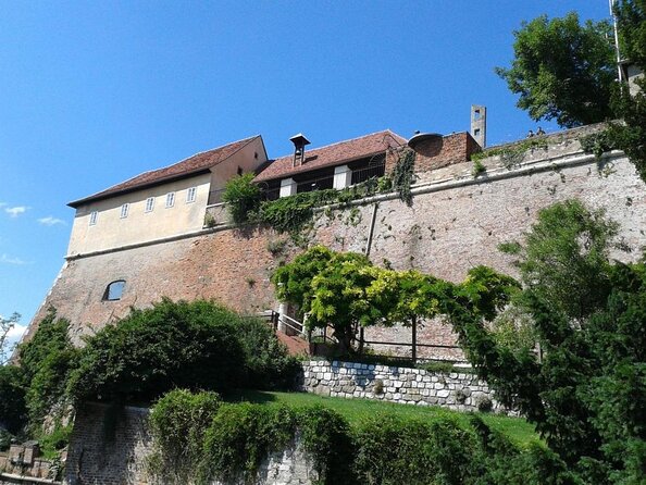 Fun & mobile scavenger hunt through Graz - A Phone-Based Way to See Graz